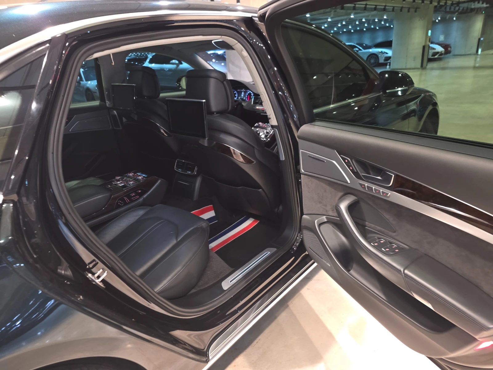 Audi A8 4.2 TDI   -  | Mobile.bg   12