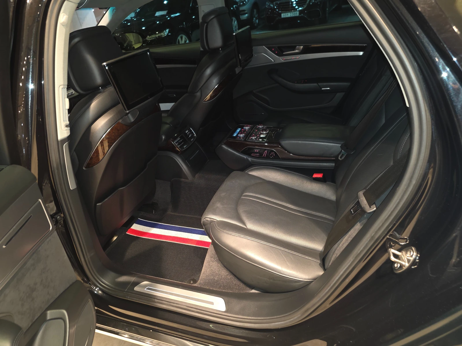 Audi A8 4.2 TDI   -  | Mobile.bg   11