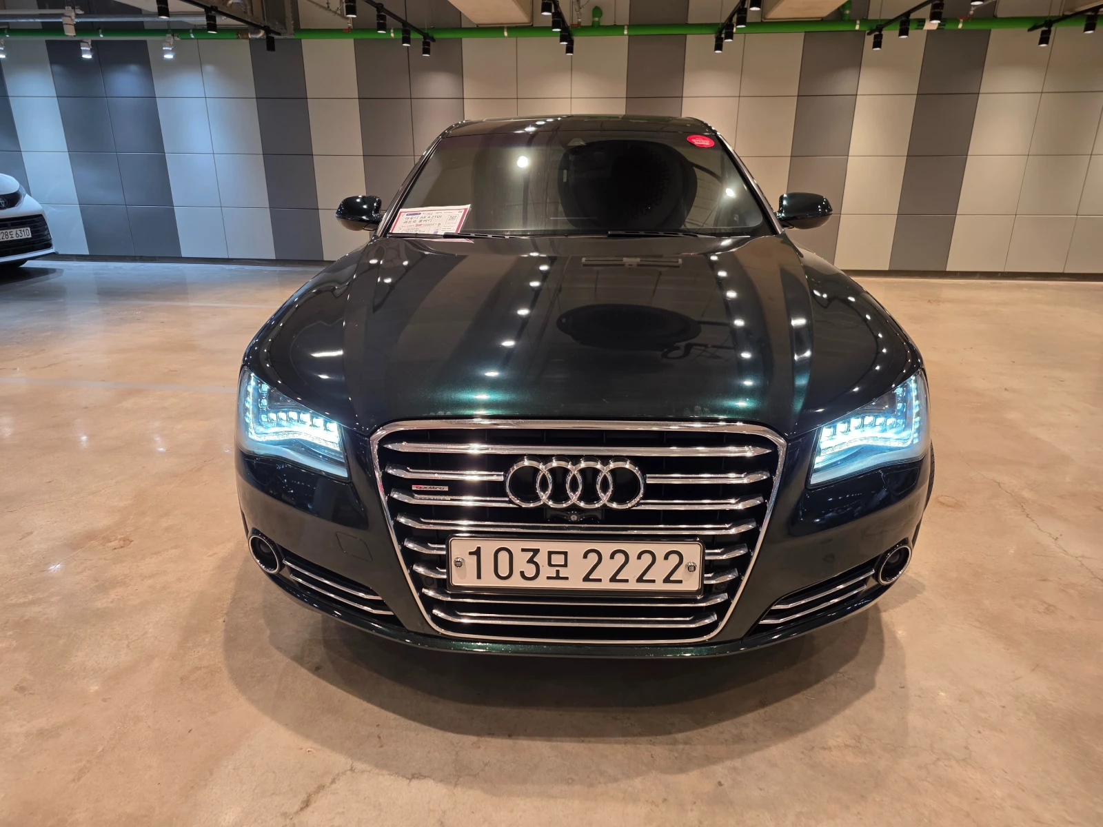 Audi A8 4.2 TDI ОЧАКВАН ВНОС - ПЕРФЕКТНА - изображение 2