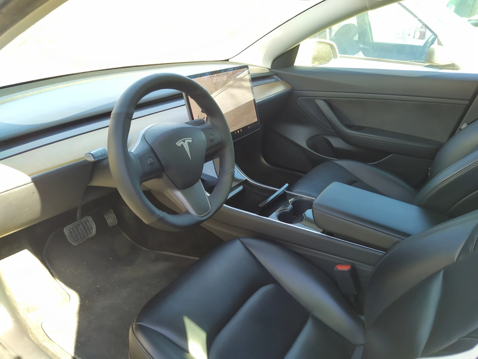 Tesla Model 3 Standard Range Plus, снимка 10 - Автомобили и джипове - 52856723