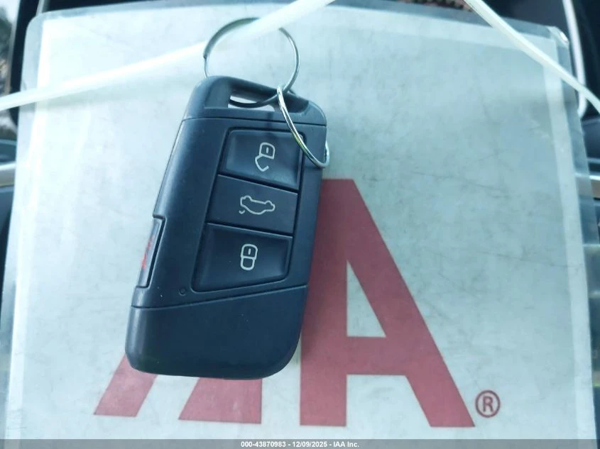 VW Jetta 2l Volkswagen Gli 2.0T 35Th Anniversary Edition/2. | Mobile.bg � ����������� 11