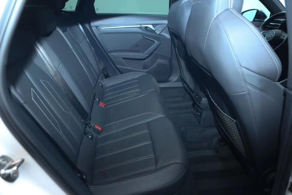 Audi S3 2.0 TFSI quattro * АвтоКредит* (Цена до БГ) , снимка 13 - Автомобили и джипове - 53738773