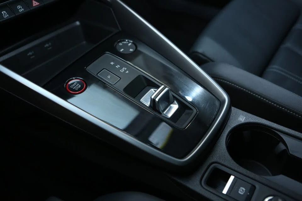 Audi S3 2.0 TFSI quattro * АвтоКредит* (Цена до БГ) , снимка 8 - Автомобили и джипове - 53738773