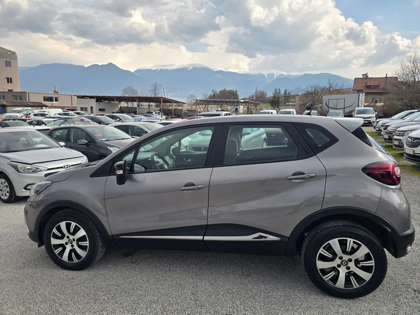 Renault Captur 1.5DCI-90K.C, AVTOMATIK-NAVI EURO6B, снимка 8 - Автомобили и джипове - 53755892