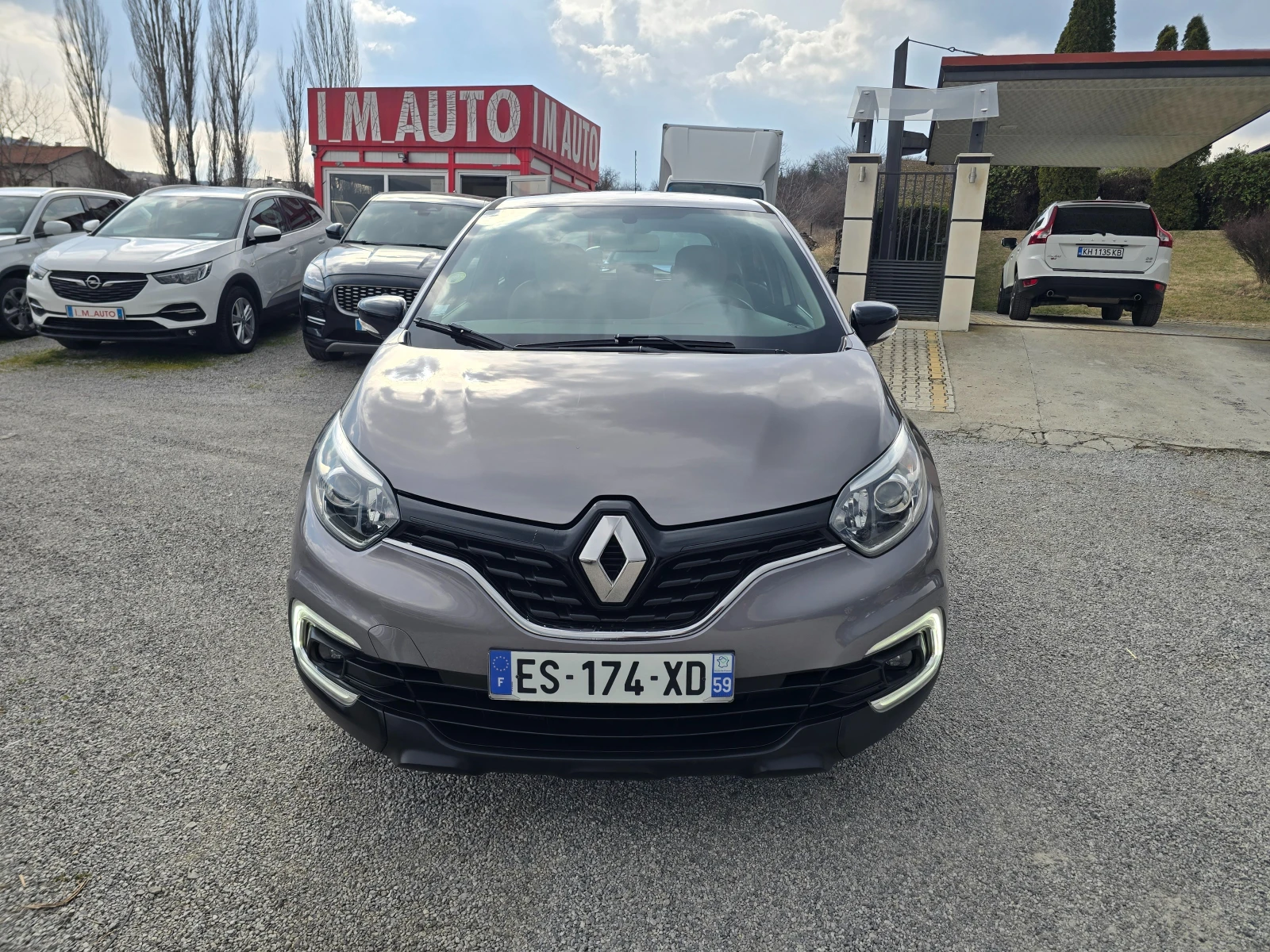 Renault Captur 1.5DCI-90K.C, AVTOMATIK-NAVI EURO6B, снимка 2 - Автомобили и джипове - 53755892