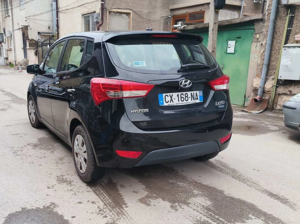 Hyundai Ix20 1.6 CRDi, снимка 5 - Автомобили и джипове - 54080831