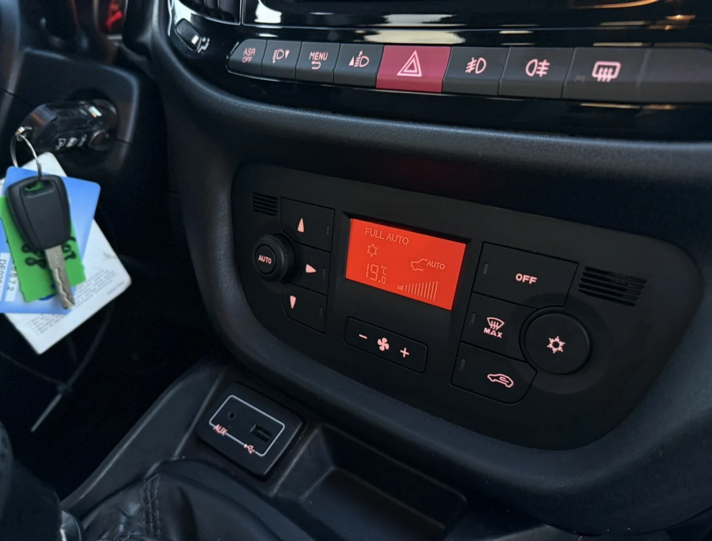 Fiat Doblo 2.0JTD/MAXI 4+ 1, снимка 13 - Автомобили и джипове - 54337751