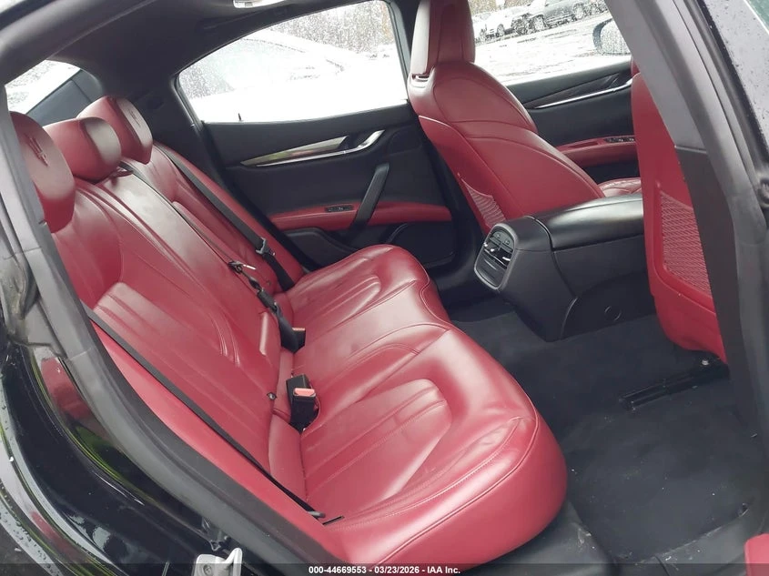 Maserati Ghibli 3.0l Gransport, снимка 8 - Автомобили и джипове - 54389840