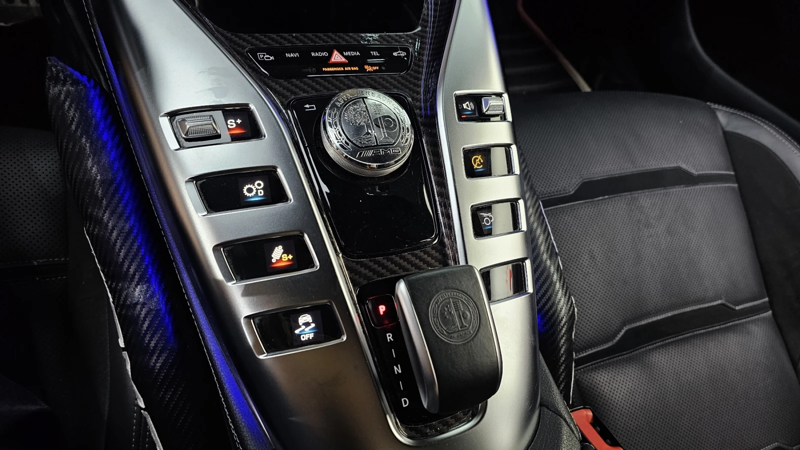 Mercedes-Benz AMG GT 43 AMG /  2 опции за плащане, снимка 9 - Автомобили и джипове - 55069901