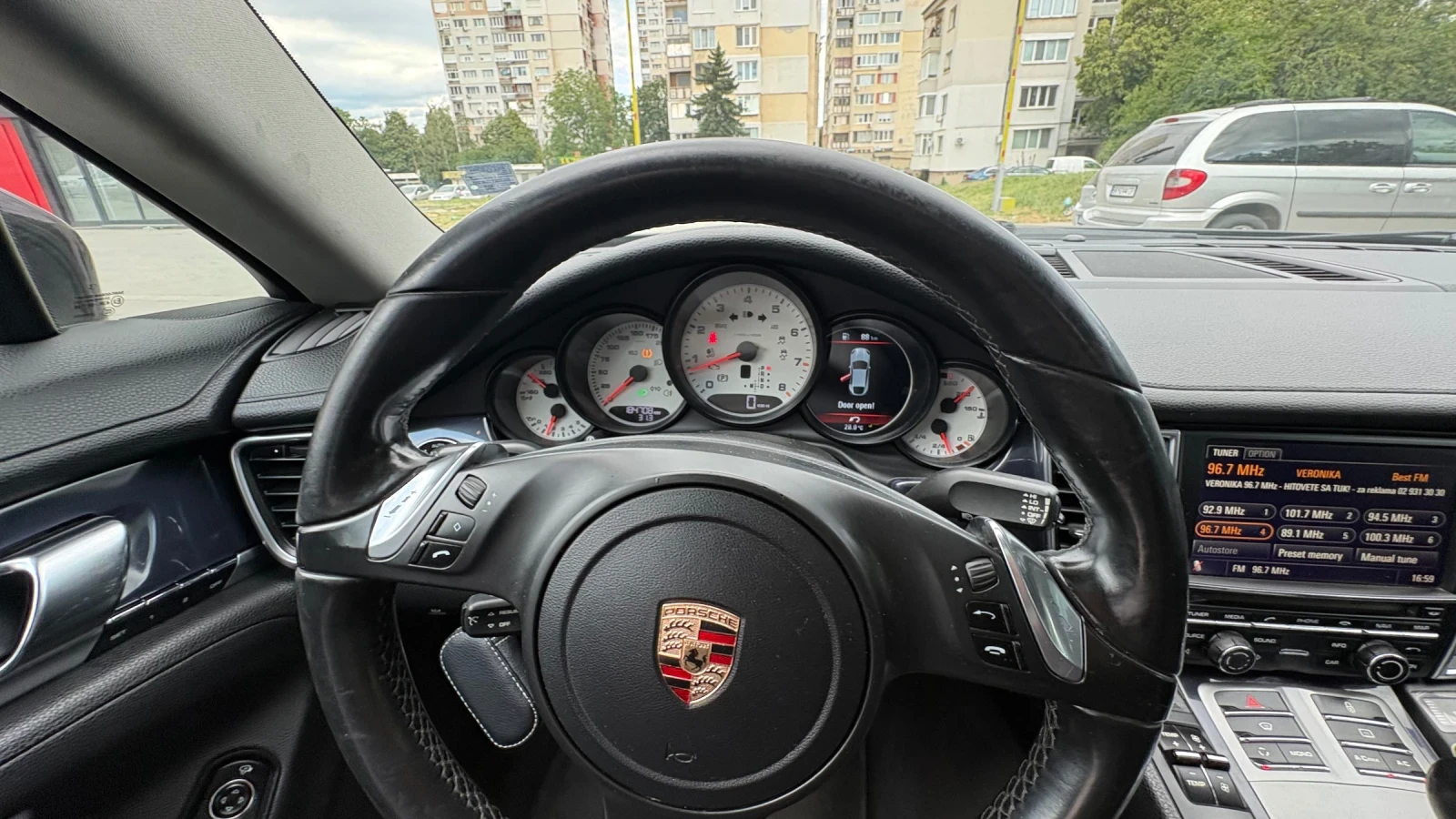 Porsche Panamera, снимка 11 - Автомобили и джипове - 55230542
