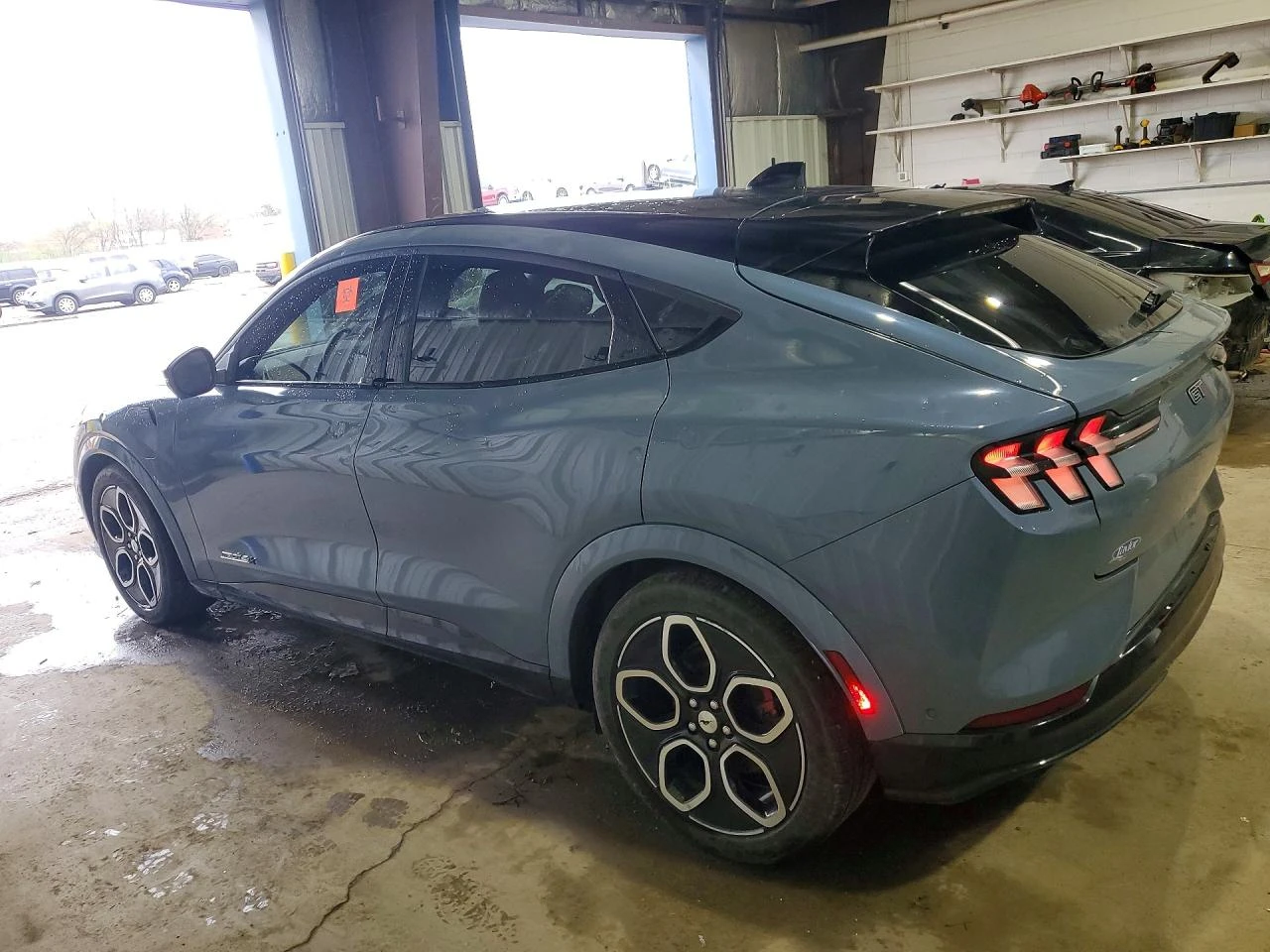 Ford Mustang Mach-E Gt, снимка 2 - Автомобили и джипове - 55288789
