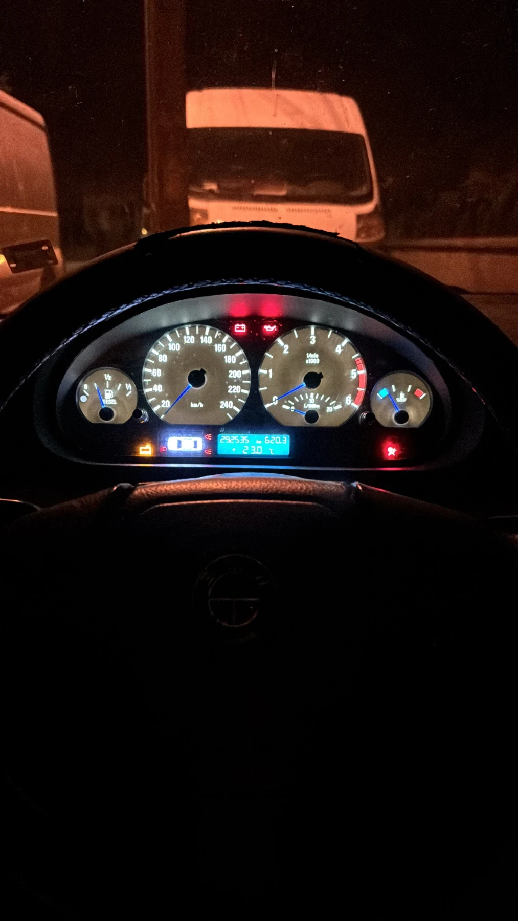 BMW 330 3.0d, снимка 8 - Автомобили и джипове - 55382800
