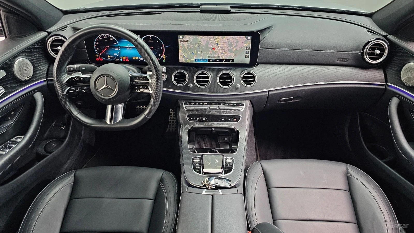 Mercedes-Benz E 220 d* 4MATIC* AMG-LINE* DISTRONIC* 360CAM* BURMESTER*, снимка 6 - Автомобили и джипове - 55642593