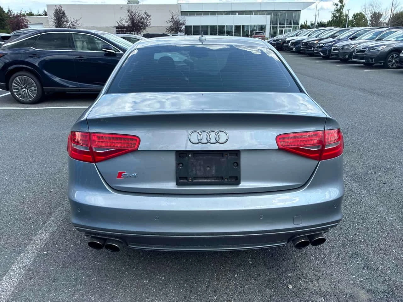 Audi S4 * Technik plus * CARFAX * ЦЕНА ДО БГ, снимка 4 - Автомобили и джипове - 55646835