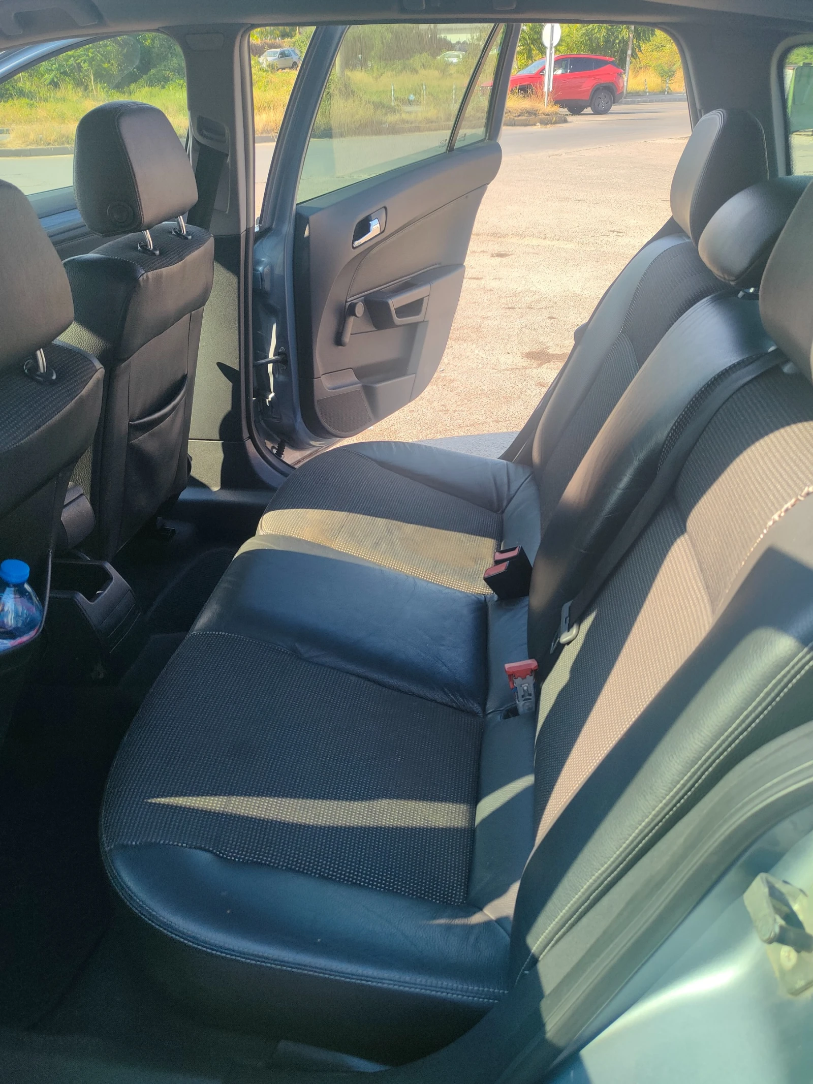 Opel Astra H, снимка 13 - Автомобили и джипове - 55665321