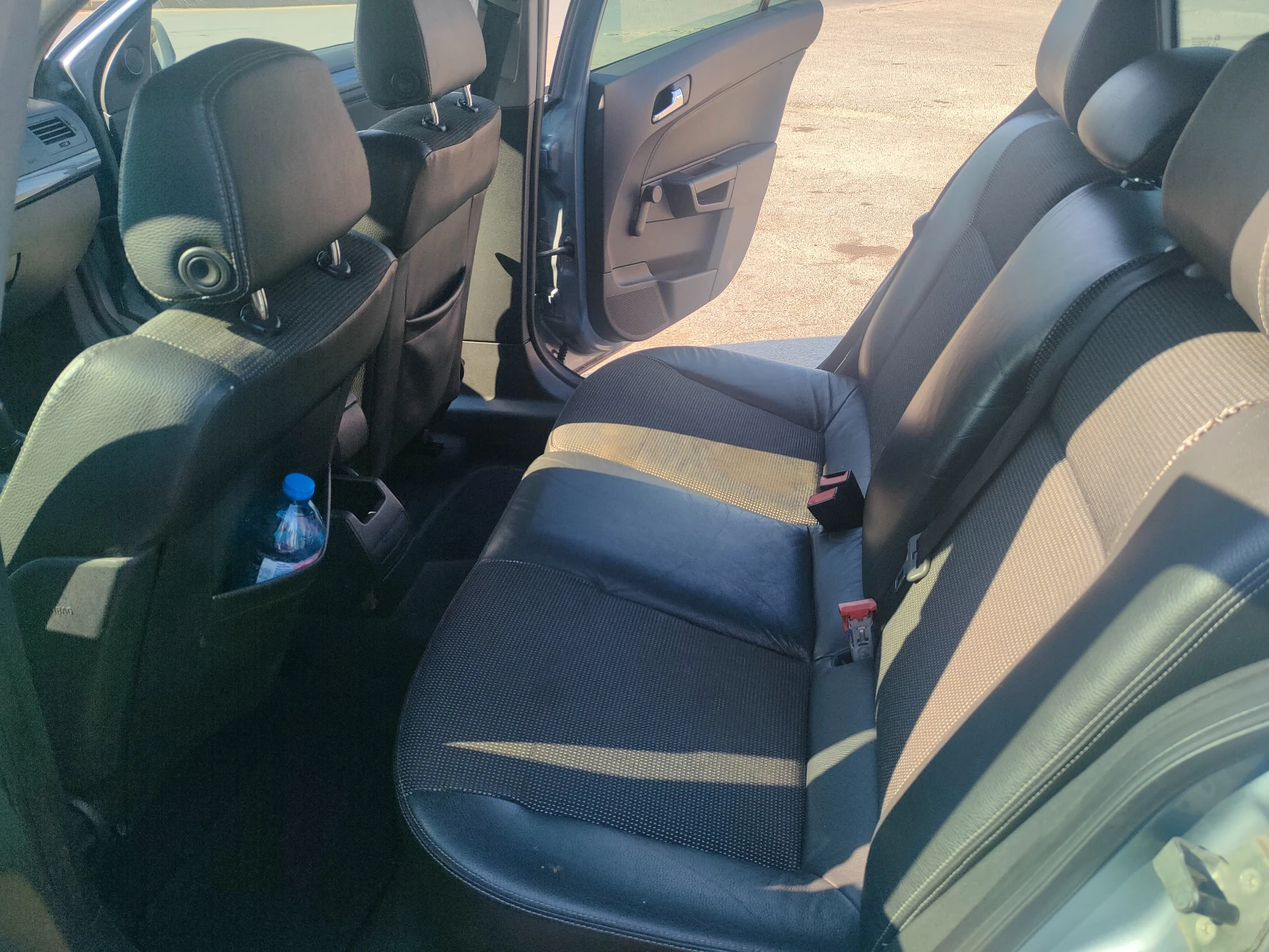 Opel Astra H, снимка 11 - Автомобили и джипове - 55665321