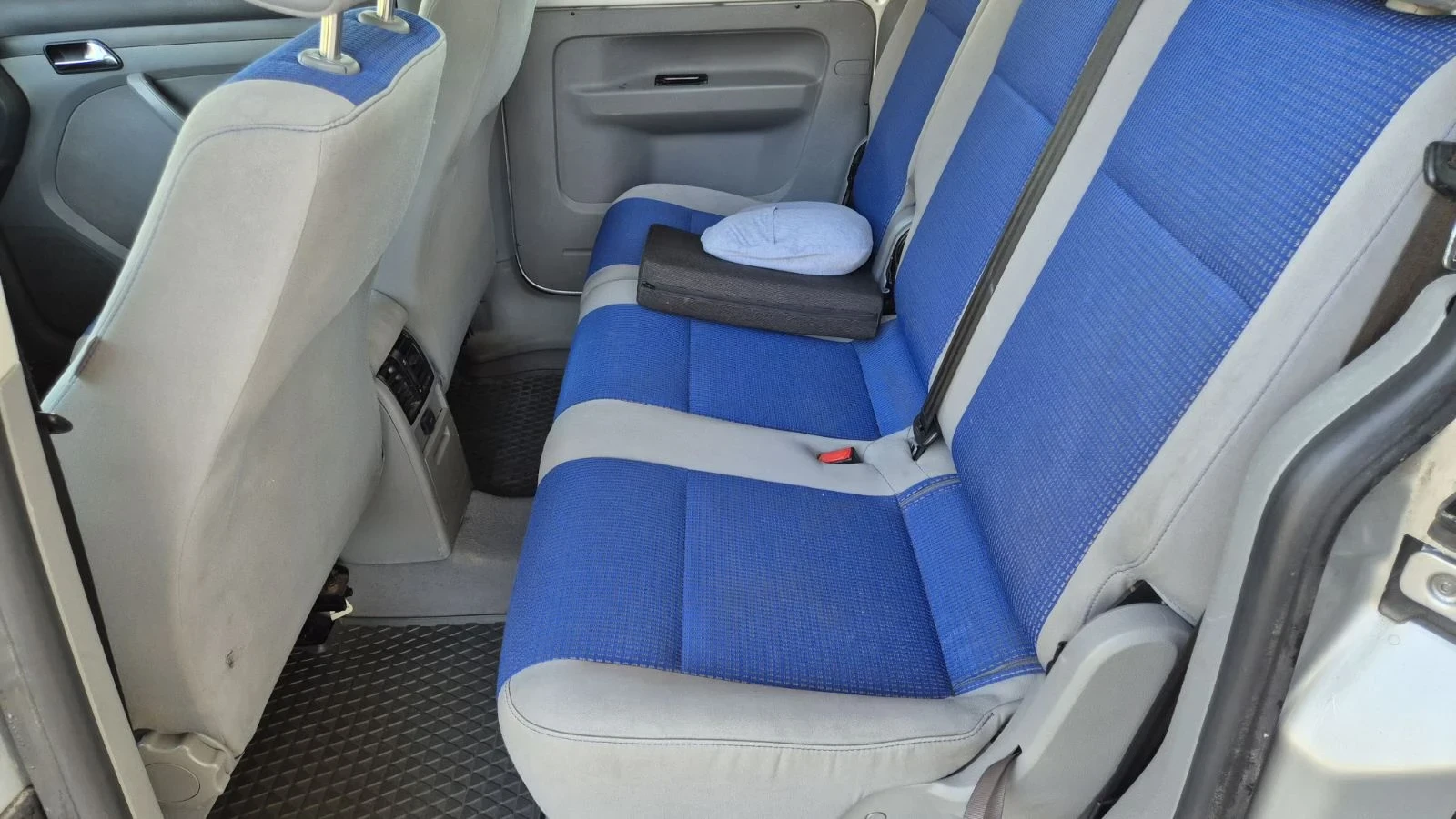 VW Caddy 1.9TDI Германия ТОП, снимка 10 - Автомобили и джипове - 55736434