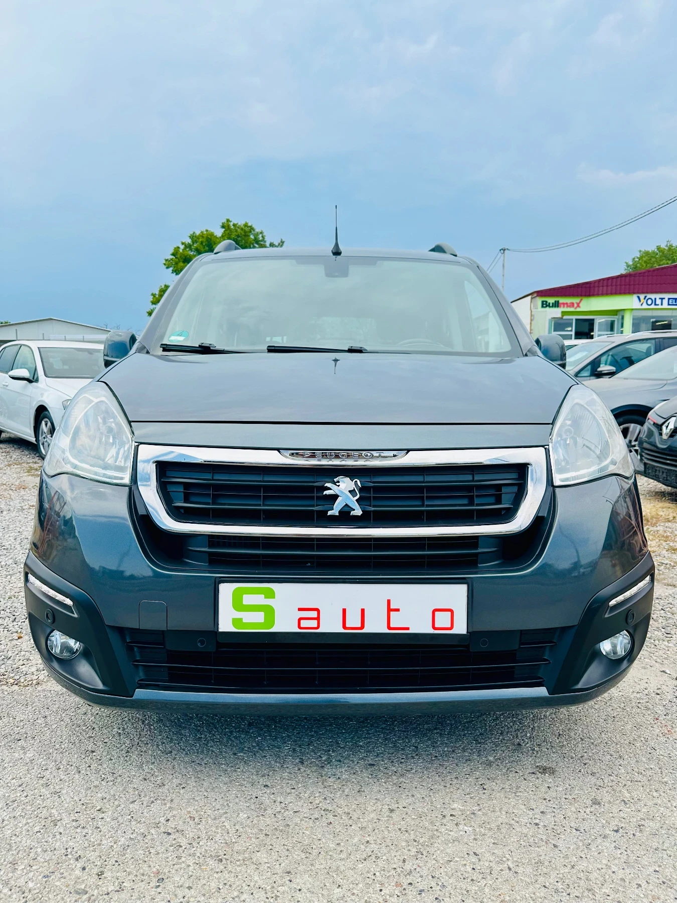 Peugeot Partner 1.6hdi, снимка 2 - Автомобили и джипове - 55789177