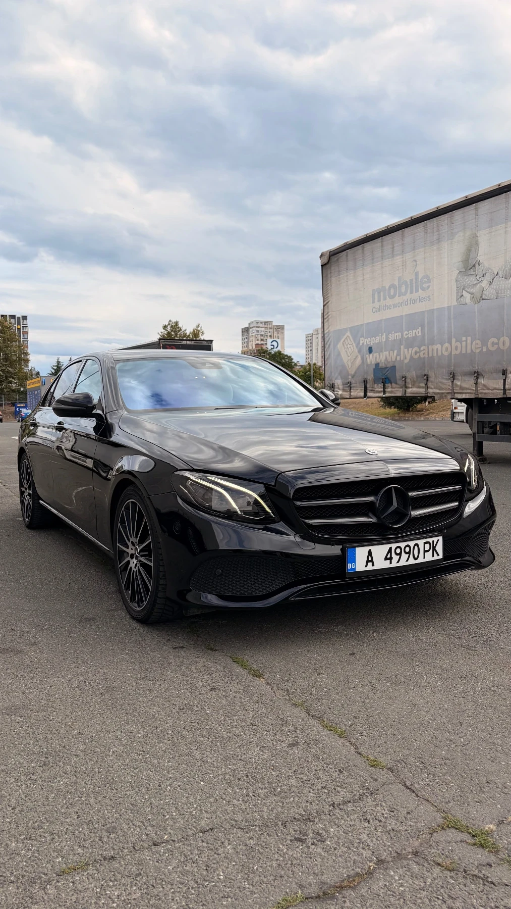 Mercedes-Benz E 220, снимка 6 - Автомобили и джипове - 56340852