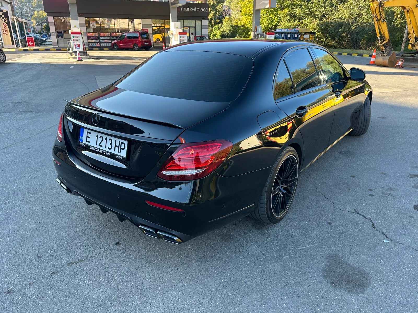 Mercedes-Benz E 350 AMG Led Cam Distr, снимка 8 - Автомобили и джипове - 56640289