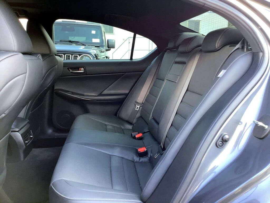 Lexus IS 350 3.5 V6 F-Sport AWD | Mobile.bg � ����������� 12