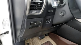 Lexus NX ЛЮК* ПОДГРЕВ ВОЛАН* ЕЛ. БАГАЖНИК* КРАЙНА ЦЕНА, снимка 16
