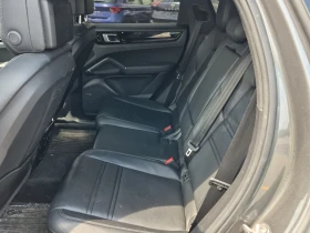 Porsche Cayenne * COUPE AWD * ГЛАВНО ПРЕДСТАВИТЕЛСТВО НА TESLA* , снимка 12