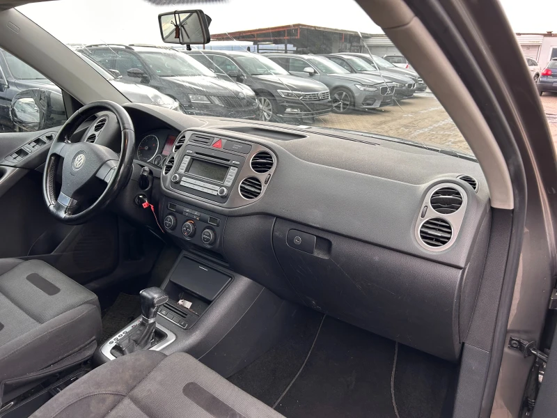 VW Tiguan 2.0TDI 4MOTION AVTOMAT EURO 4, снимка 10 - Автомобили и джипове - 48070120