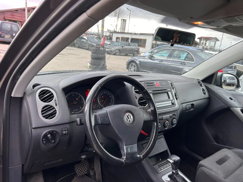 VW Tiguan 2.0TDI 4MOTION AVTOMAT EURO 4, снимка 11 - Автомобили и джипове - 48070120