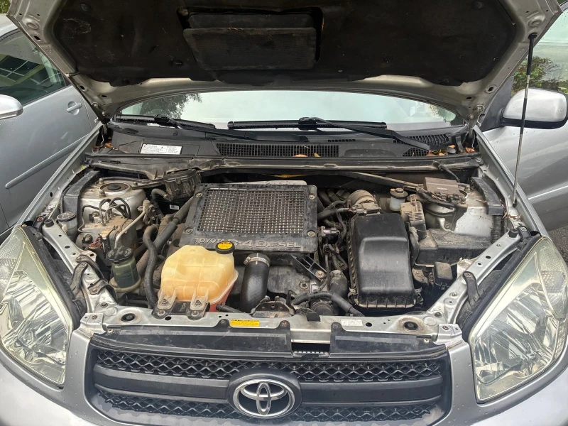 Toyota Rav4, снимка 12 - Автомобили и джипове - 52511979