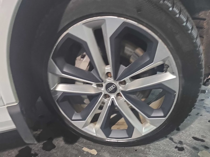 Audi Q7 * Progressiv * CARFAX * БЕЗ ПЪРВОНАЧАЛНА ВНОСКА, снимка 7 - Автомобили и джипове - 52772241