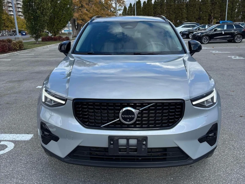 Volvo XC40 * Plus Dark Theme * CARFAX * БЕЗ ПЪРВОНАЧАЛНА ВНОС, снимка 6 - Автомобили и джипове - 52974810