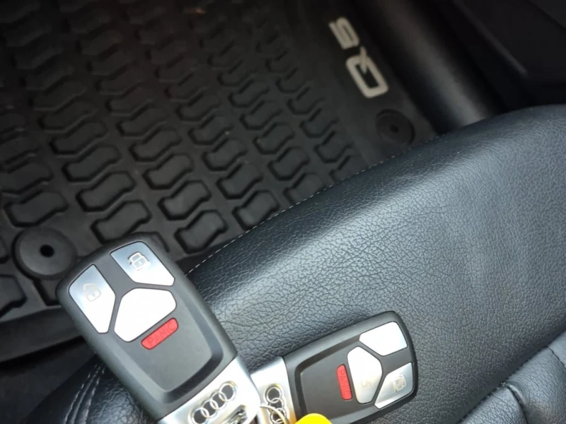 Audi Q5 * PREMIUM PLUS * CARFAX * ЦЕНА ДО БГ, снимка 16 - Автомобили и джипове - 53191854