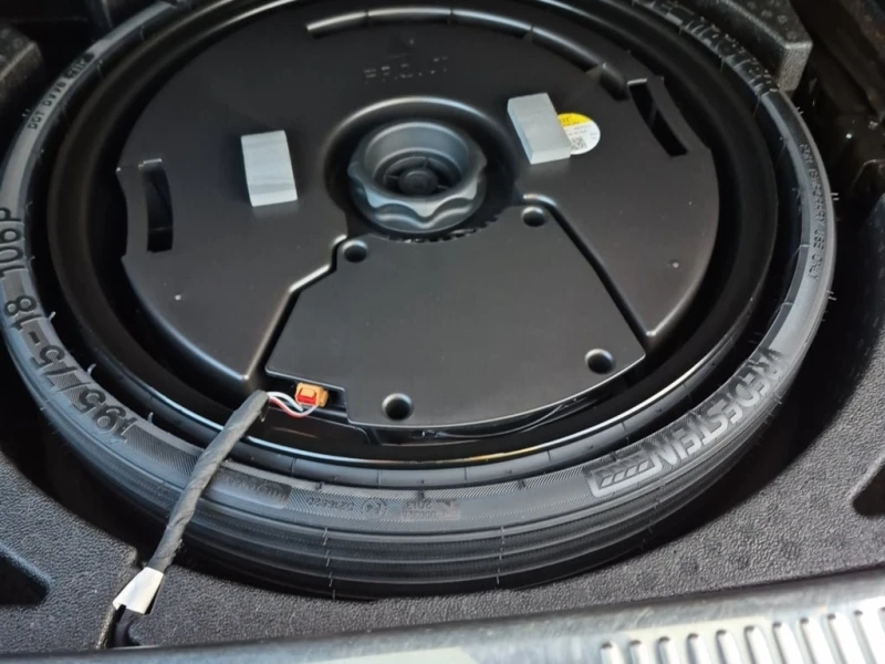 Audi Q5 * PREMIUM PLUS * CARFAX * ЦЕНА ДО БГ, снимка 8 - Автомобили и джипове - 53191854