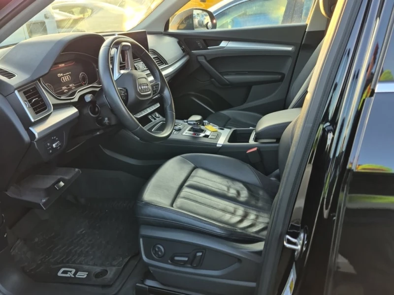 Audi Q5 * PREMIUM PLUS * CARFAX * ЦЕНА ДО БГ, снимка 9 - Автомобили и джипове - 53191854