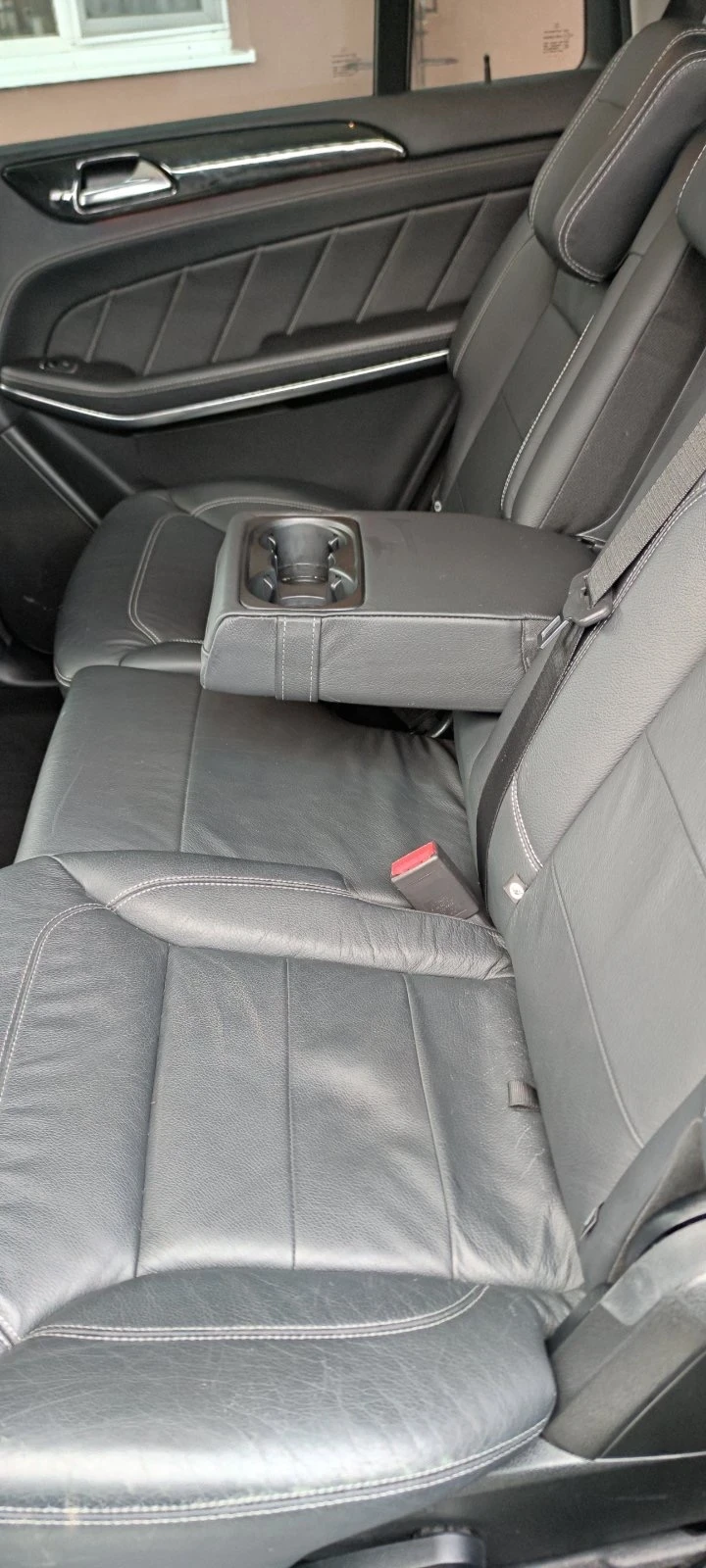 Mercedes-Benz GL 550 7 местен - високо ниво на обурудване - AMG пакет, снимка 10 - Автомобили и джипове - 53433966