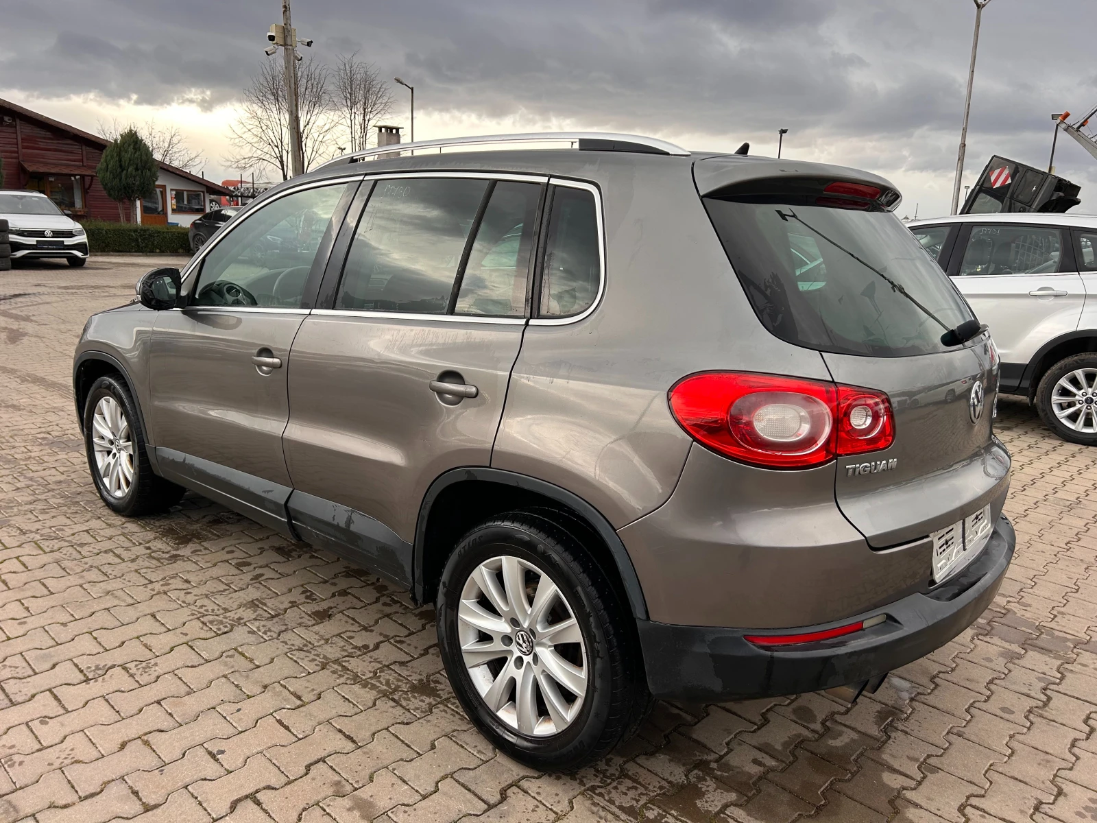 VW Tiguan 2.0TDI 4MOTION AVTOMAT EURO 4 - изображение 8