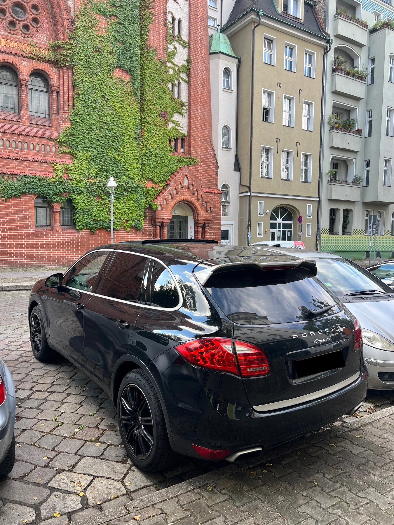 Porsche Cayenne  - изображение 7