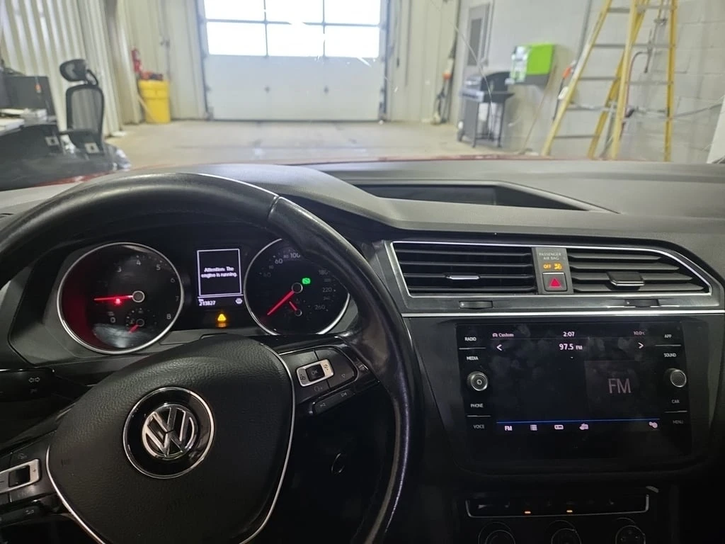 VW Tiguan * S * CARFAX * ЦЕНА ДО БГ - изображение 10