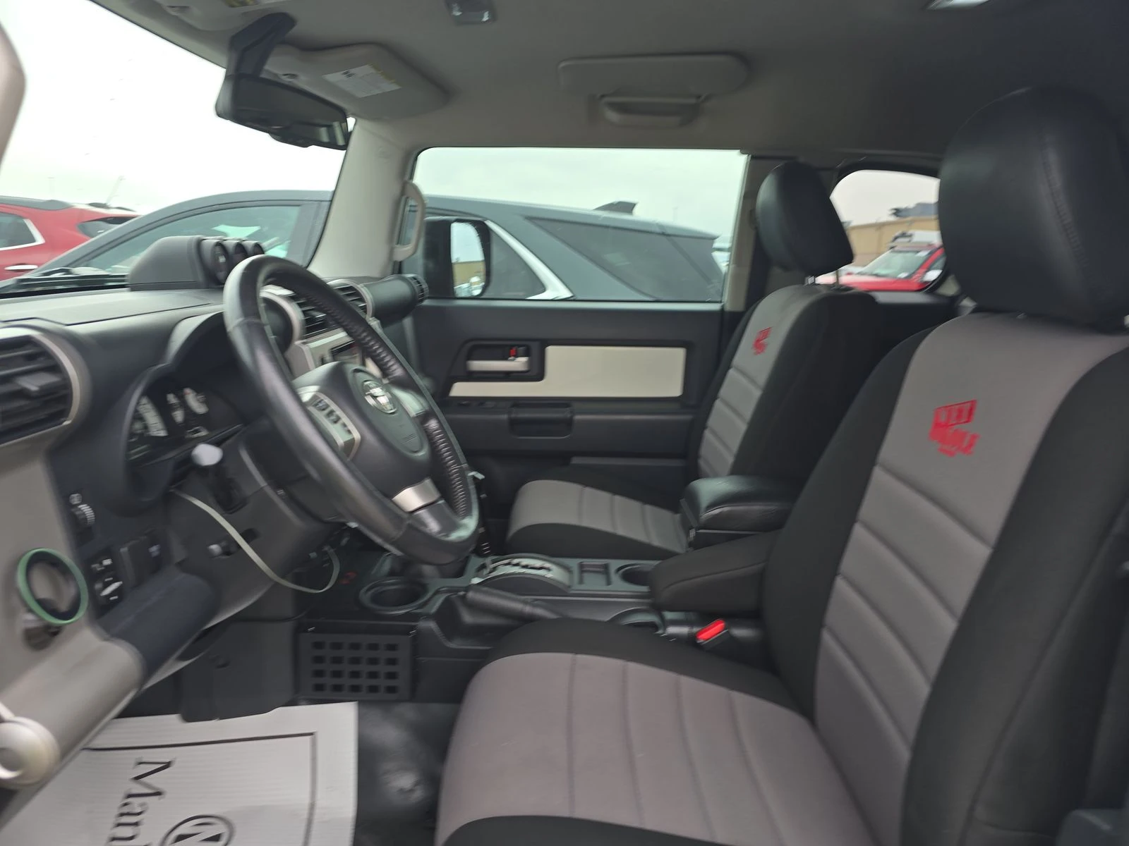 Toyota Fj cruiser 2010 Toyota FJ Cruiser wRear Doors - изображение 8