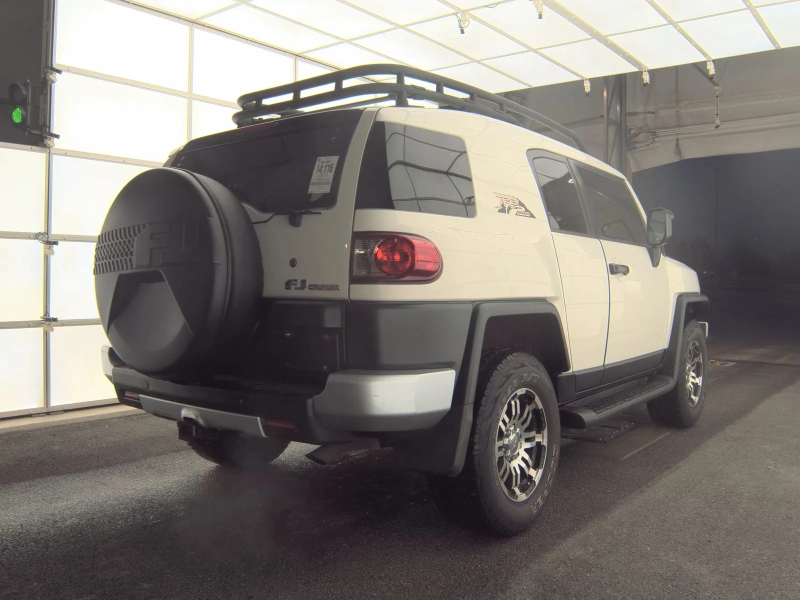 Toyota Fj cruiser 2010 Toyota FJ Cruiser wRear Doors - изображение 4