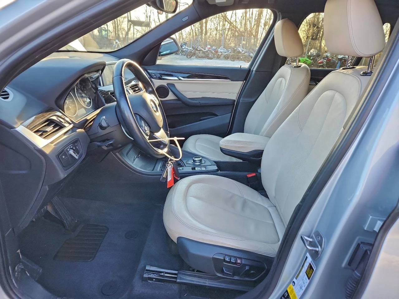 BMW X1 XDRIVE* РЕАЛНИ КМ* ПЕРФЕКТНА - изображение 8