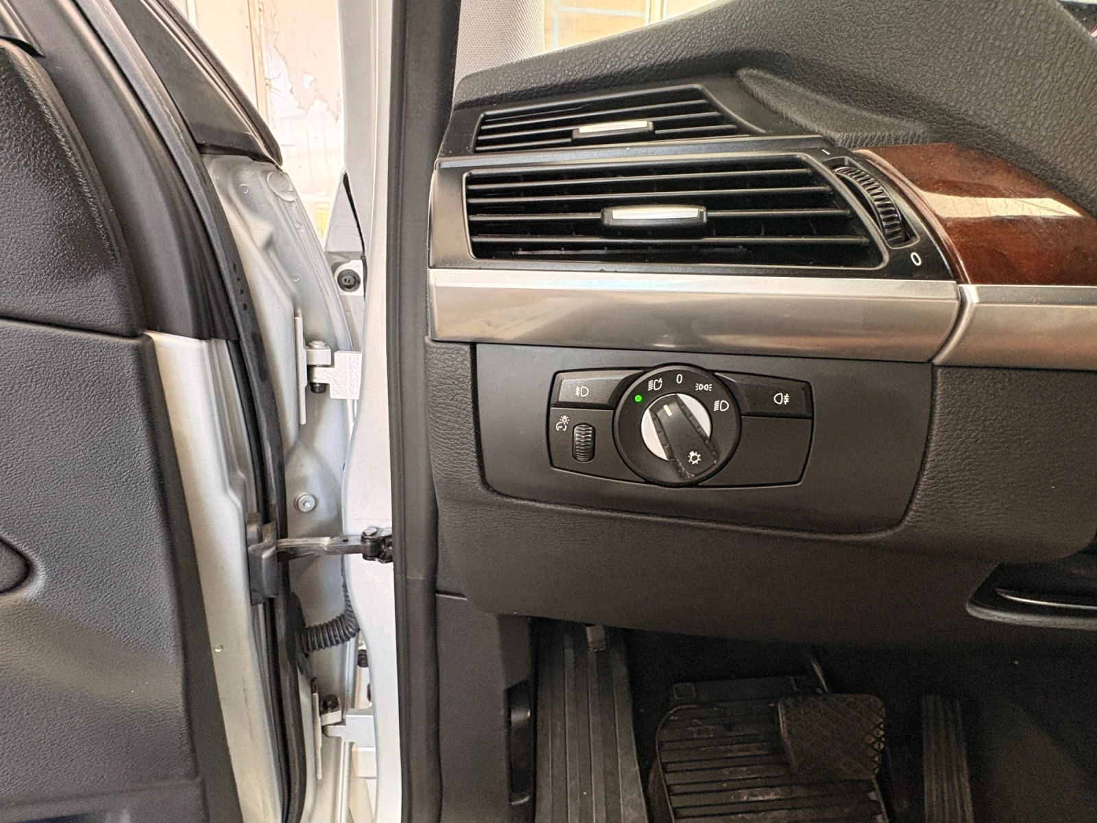BMW X5 3.0, снимка 16 - Автомобили и джипове - 55478623