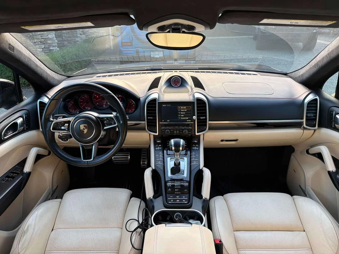 Porsche Cayenne GTS / 360 / MATRIX / BOSE  /CARFAX, снимка 9 - Автомобили и джипове - 55797697