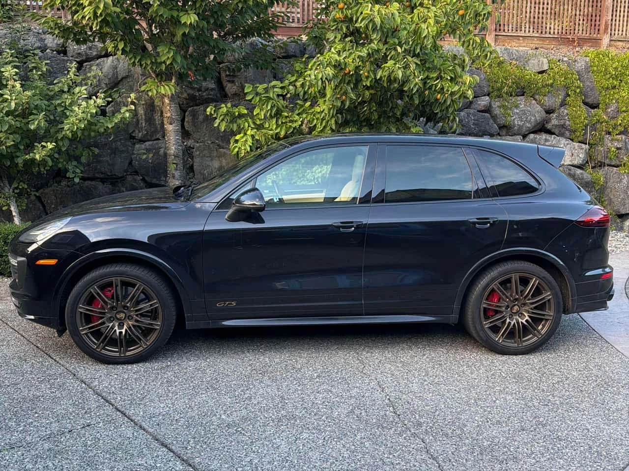 Porsche Cayenne GTS / 360 / MATRIX / BOSE  /CARFAX, снимка 2 - Автомобили и джипове - 55797697