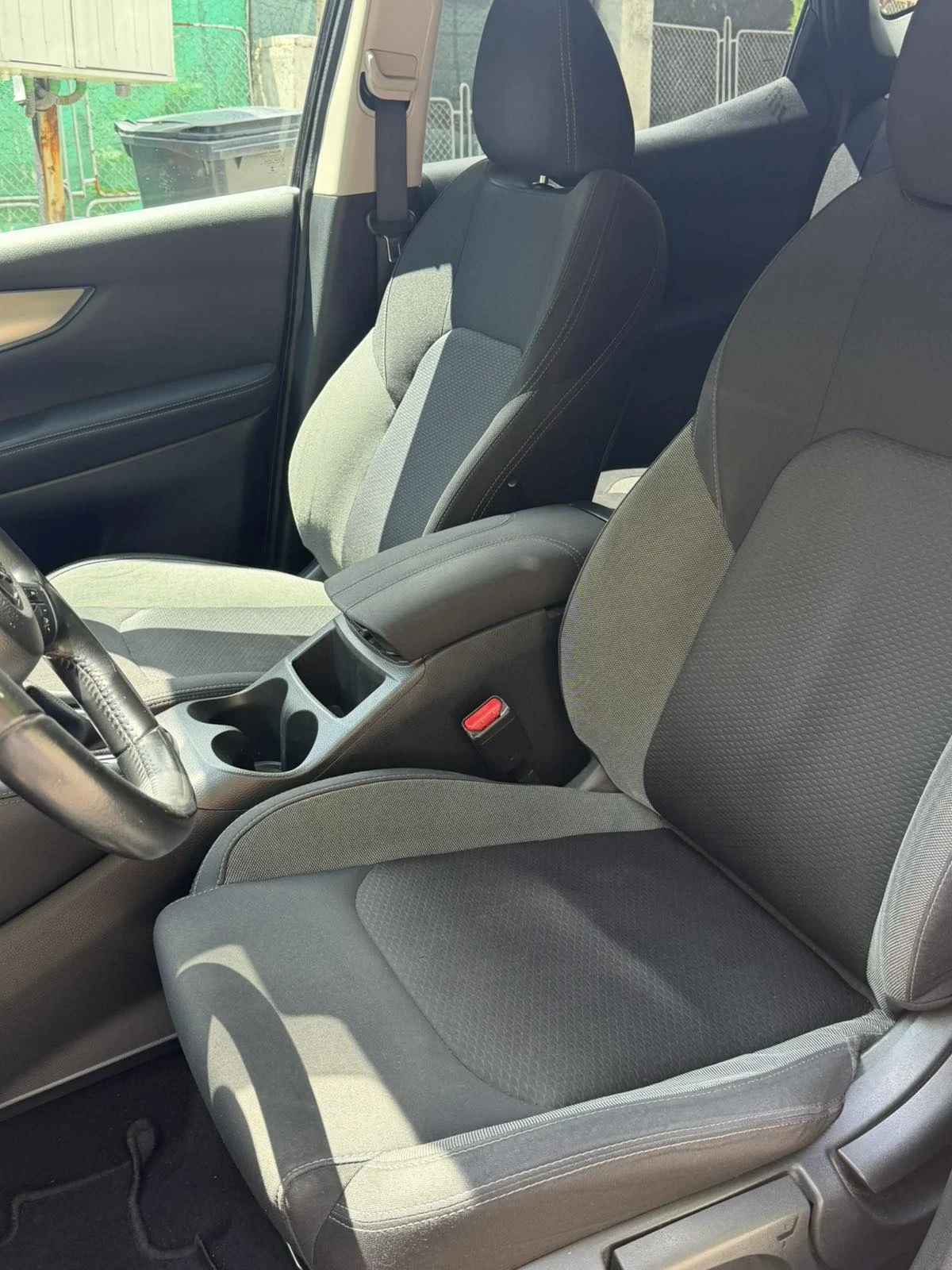 Nissan Qashqai, снимка 9 - Автомобили и джипове - 55873449