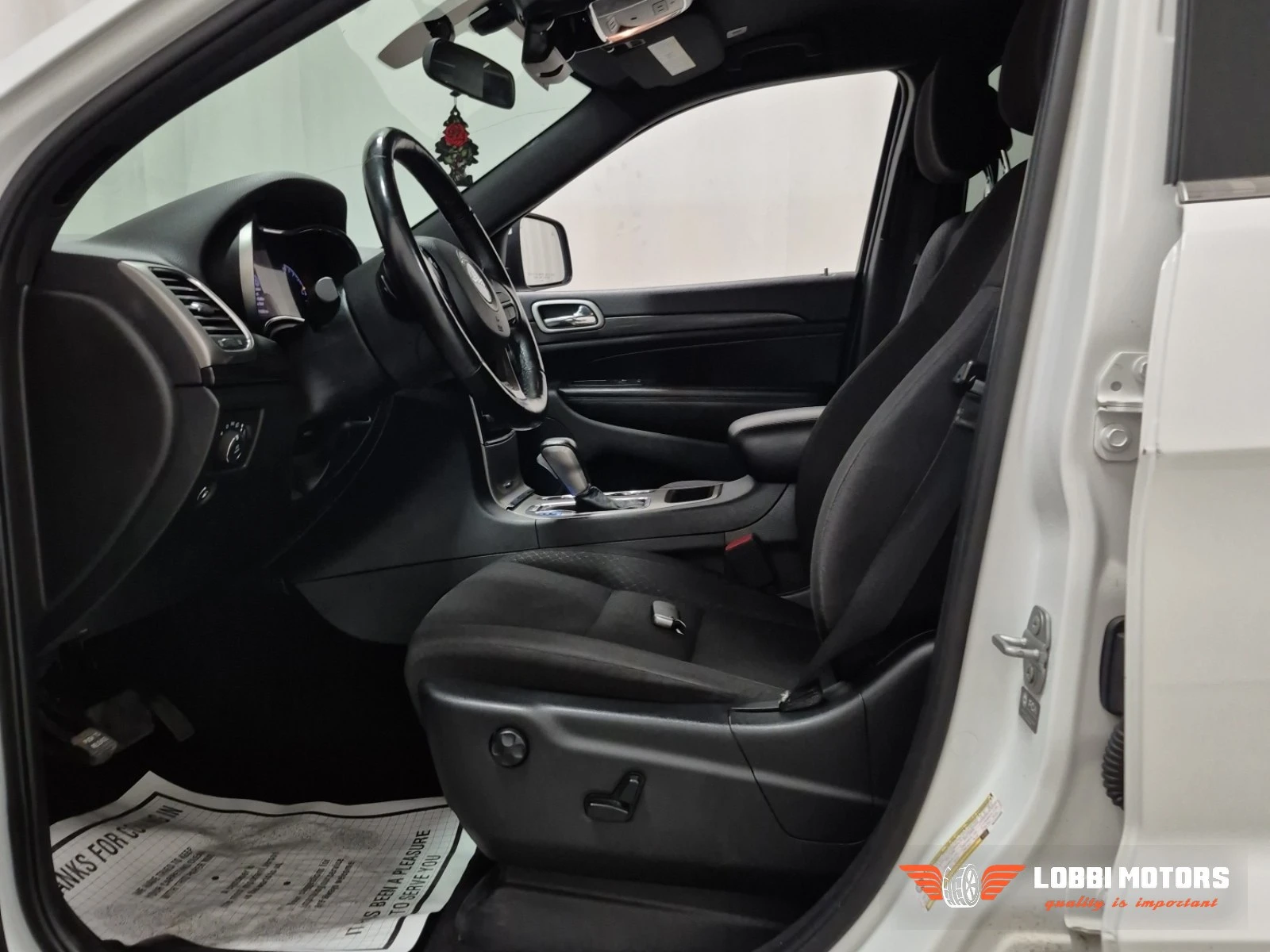 Jeep Grand cherokee, снимка 5 - Автомобили и джипове - 55955744