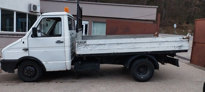 Iveco 4912 Самосвал, снимка 14 - Бусове и автобуси - 49592201