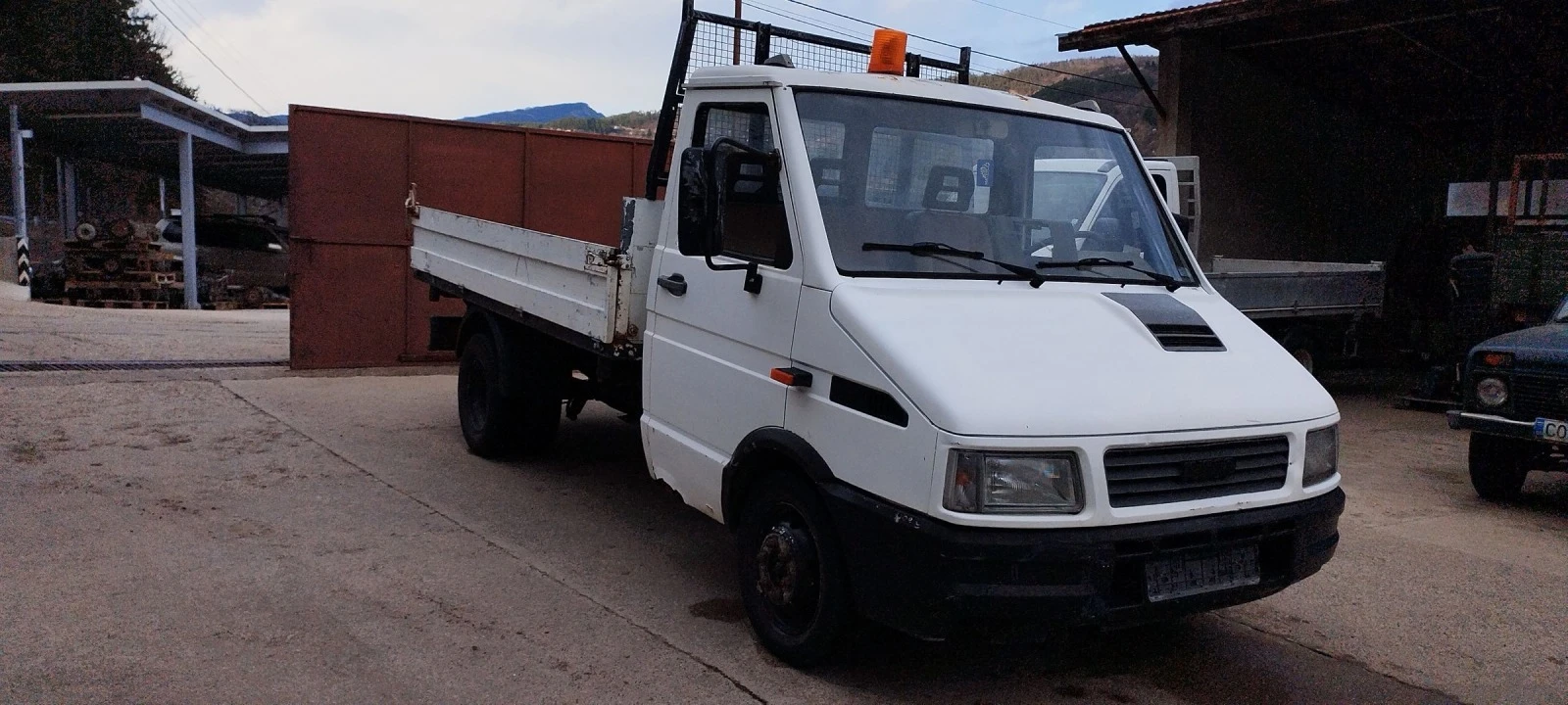 Iveco 4912 Самосвал - изображение 2