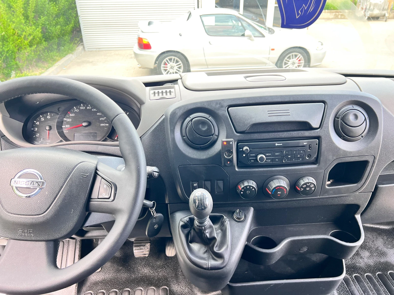 Nissan NV400 ��� ��������� ������ ���������  | Mobile.bg � ����������� 11